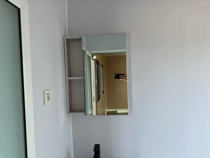 Casa contenedor compuesta por una unidad de 40 pies HQ, equivalente a una tiny house de 12 metros, configurada como vivienda doble - Imagen 21