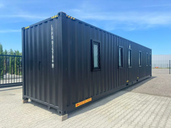 Casa contenedor compuesta por una unidad de 40 pies HQ, equivalente a una tiny house de 12 metros, configurada como vivienda doble - Imagen 23